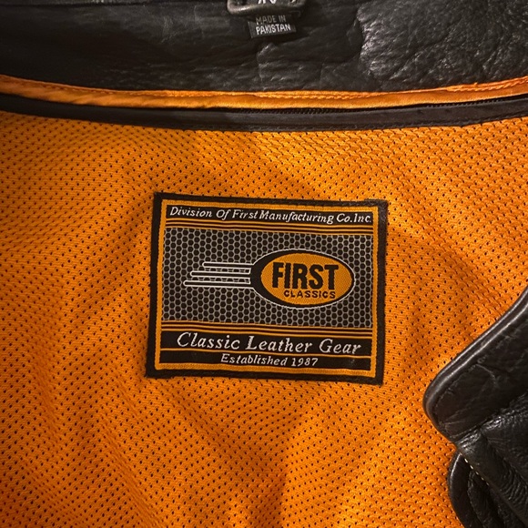 First Classics Women’s leather motorcycle jacket size 4X Plus Size Fits Like 2X - Picture 7 of 8